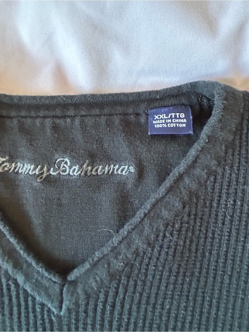 Tommy Bahama Men's Black V-Neck Ribbed Cotton Sweater